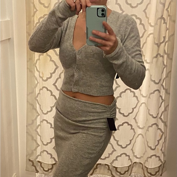 Sweaters - Etiquette Boutique, GameChanger sweater and skirt ,size M Heather Gray